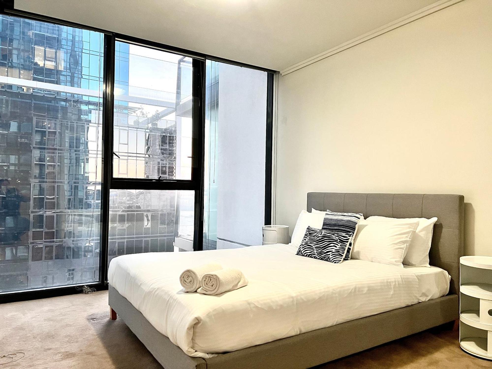 Readyset Apartments At Sentinel Melbourne Exterior photo