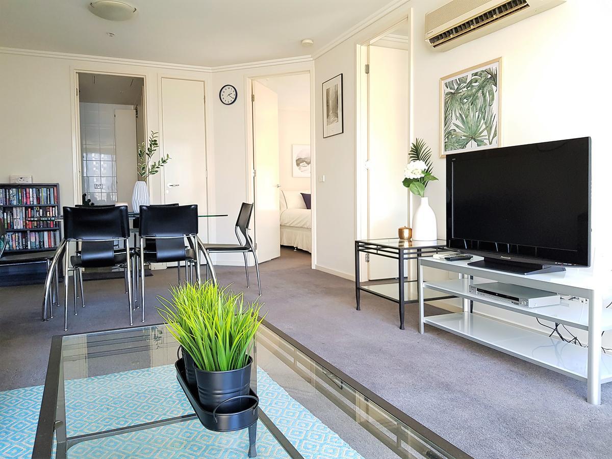 Readyset Apartments At Sentinel Melbourne Exterior photo