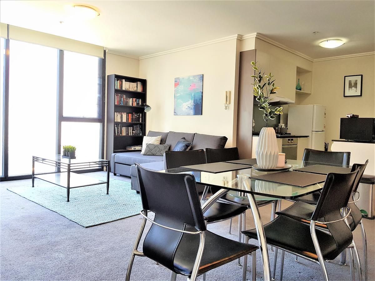 Readyset Apartments At Sentinel Melbourne Exterior photo